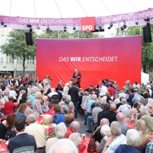 Über 1.000 Besucher bei regionalen Wahlkampfauftakt